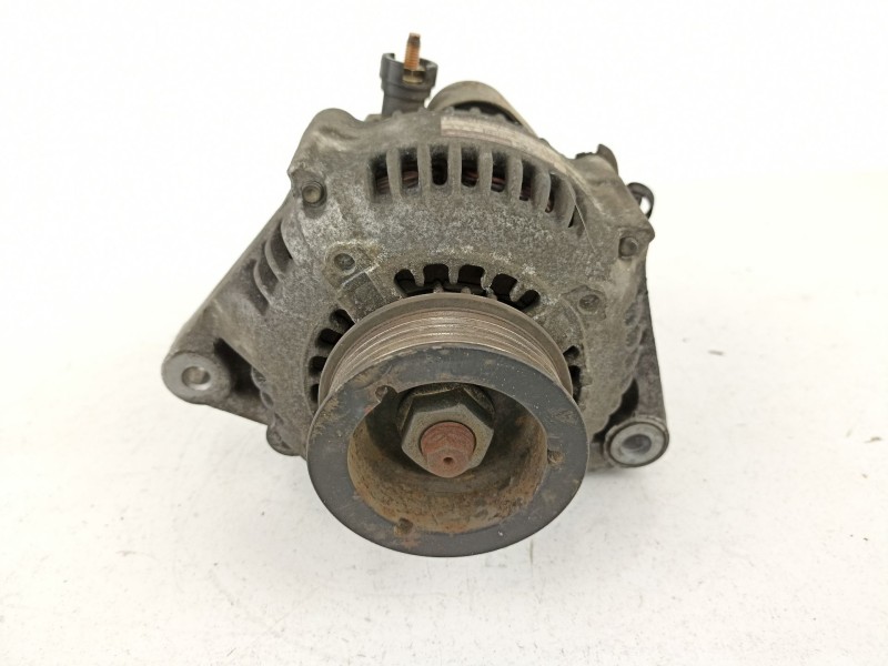 Recambio de alternador para honda accord 2.0 g referencia OEM IAM 1012110151  