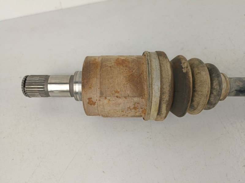 Recambio de transmision delantera izquierda para honda jazz 1.3 g referencia OEM IAM 44306SAAE00  