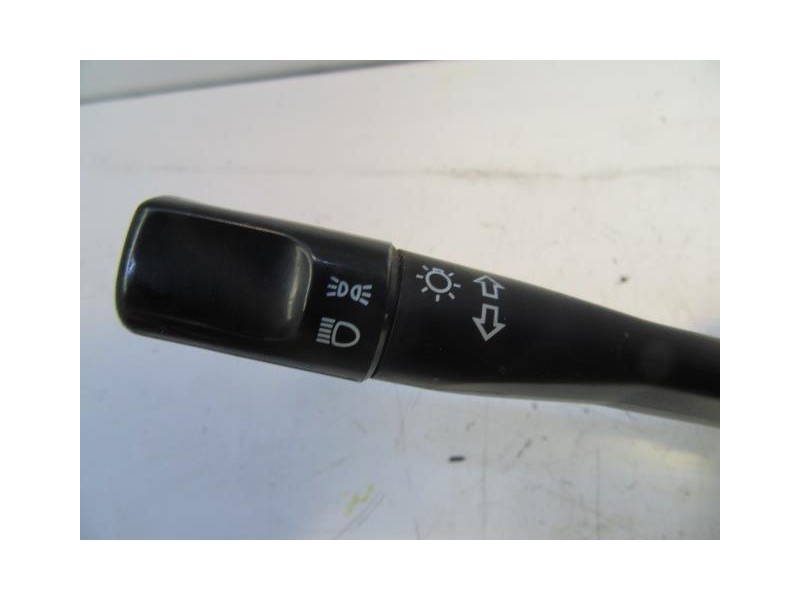 Recambio de mando luces y limpias : mg zs : 2.0 td (112,85cv) [2005] para mg zs 2.0 td referencia OEM IAM CONANILLODEAIRBAG  