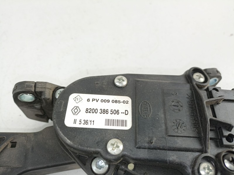 Recambio de potenciometro aceleracion para dacia sandero 1.2 g - d4f f732 referencia OEM IAM 8200386506  