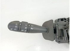 Recambio de mando luces y limpias para dacia sandero 1.2 g - d4f f732 referencia OEM IAM 8200792587   2
