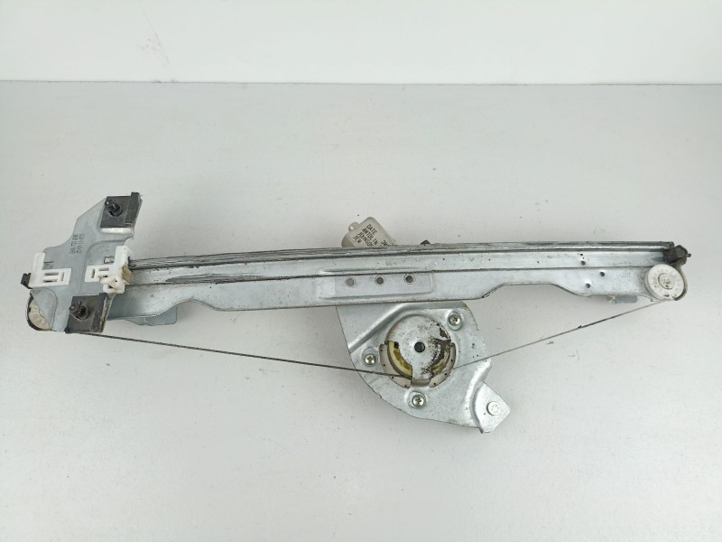 Recambio de elevalunas delantero izquierdo para dacia sandero 1.2 g - d4f f732 referencia OEM IAM 8200733829  