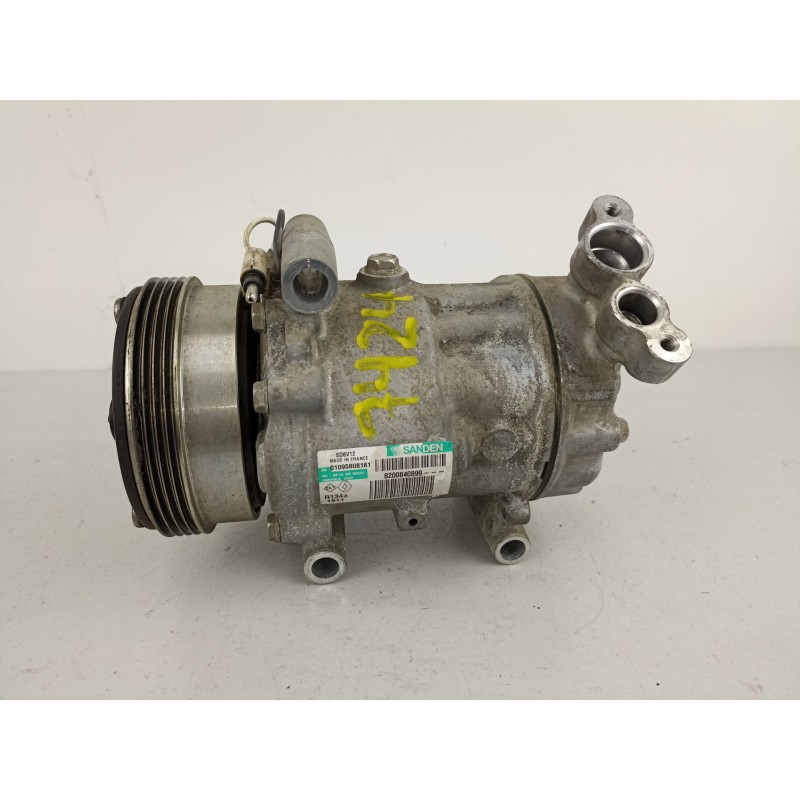 Recambio de aire acondicionado para dacia sandero 1.2 g - d4f f732 referencia OEM IAM 8200840899  