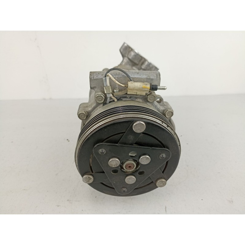 Recambio de aire acondicionado para dacia sandero 1.2 g - d4f f732 referencia OEM IAM 8200840899  