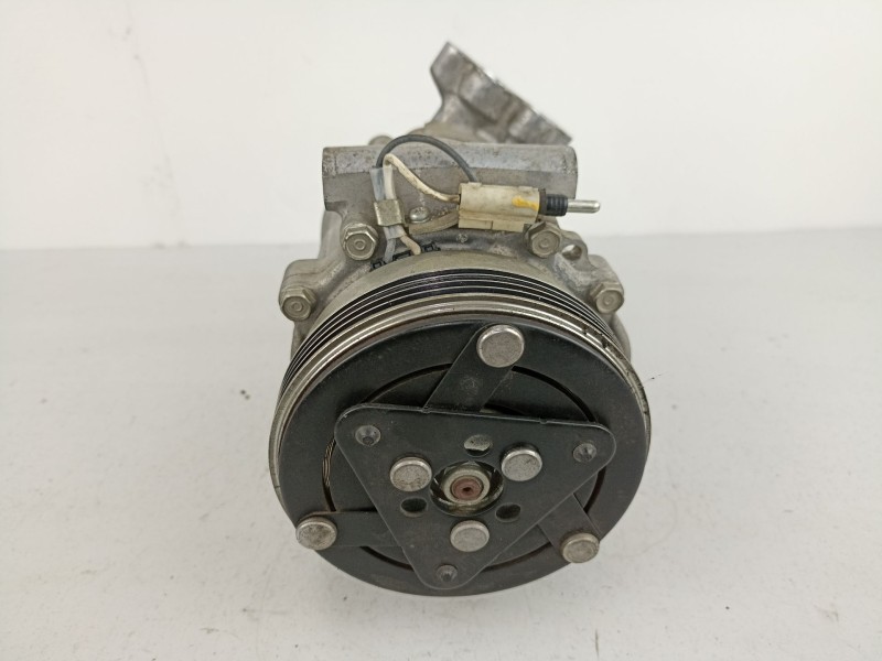 Recambio de aire acondicionado para dacia sandero 1.2 g - d4f f732 referencia OEM IAM 8200840899  