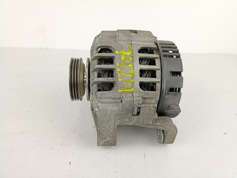 Recambio de alternador para dacia sandero 1.2 g - d4f f732 referencia OEM IAM 8200660044  