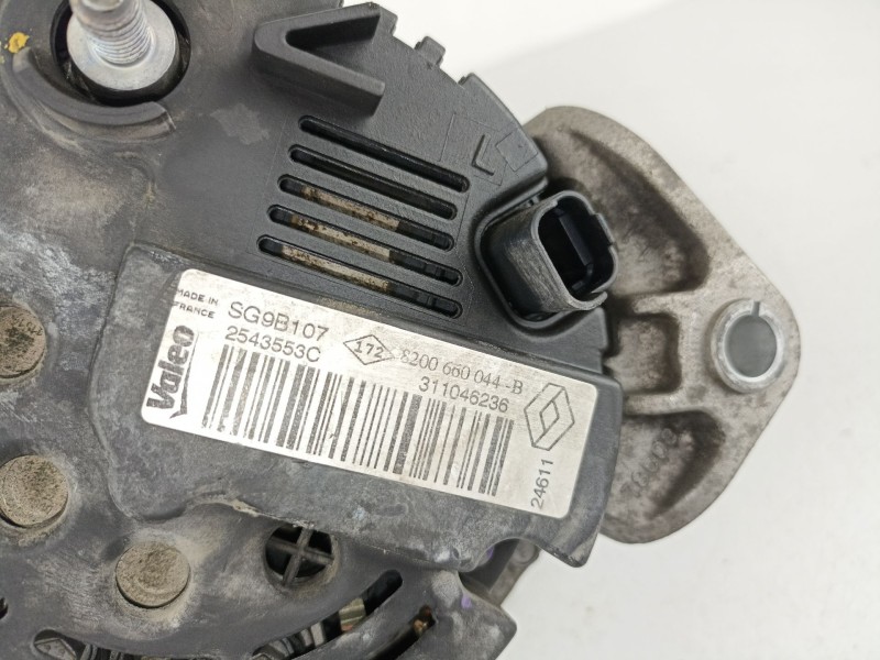 Recambio de alternador para dacia sandero 1.2 g - d4f f732 referencia OEM IAM 8200660044  