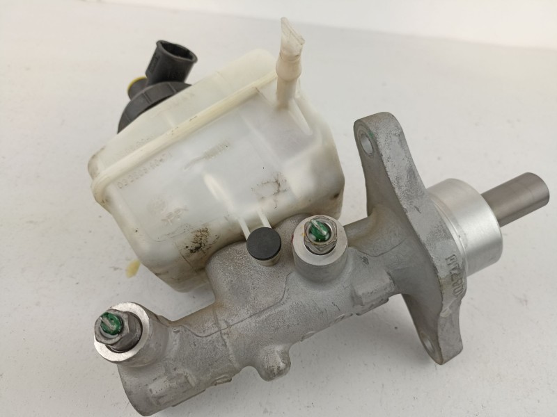 Recambio de bomba de freno para dacia sandero 1.2 g - d4f f732 referencia OEM IAM 6001551313  