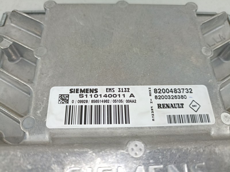 Recambio de centralita para dacia logan básico referencia OEM IAM 8200483732 S110140011A 