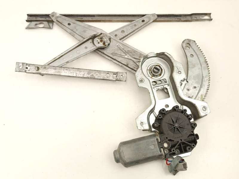 Recambio de elevalunas delantero derecho para rover 416 1.6 g -16k4f referencia OEM IAM CUH102100  