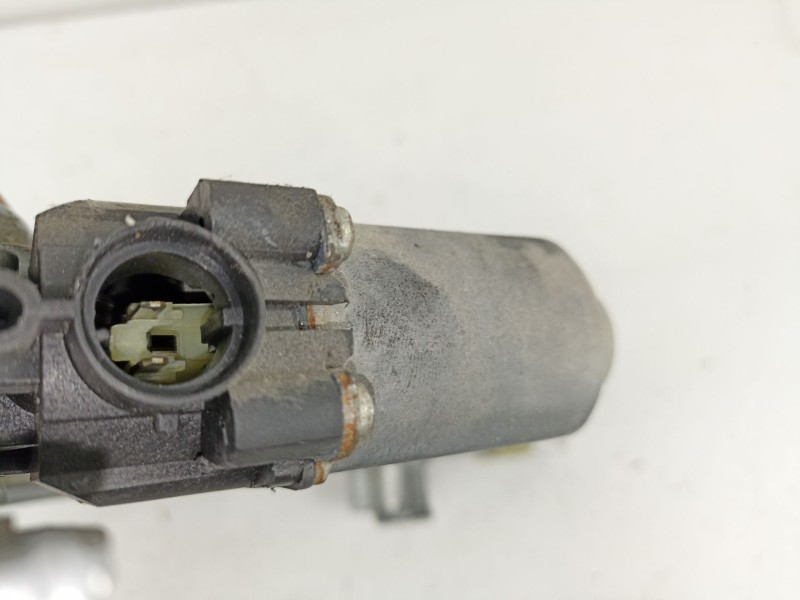 Recambio de elevalunas trasero derecho para nissan qashqai (j10) tekna referencia OEM IAM 82700JD400 402052A 