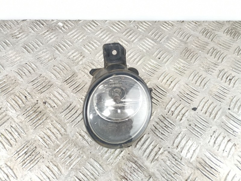 Recambio de antiniebla izquierdo para nissan qashqai (j10) tekna referencia OEM IAM B6A558990A 6630 