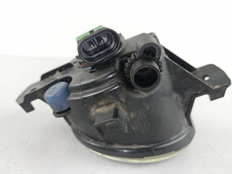Recambio de antiniebla izquierdo para nissan qashqai (j10) tekna referencia OEM IAM B6A558990A 6630 