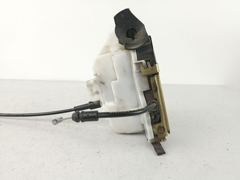 Recambio de cerradura puerta delantera izquierda para renault scenic ii 1.5 dci diesel referencia OEM IAM 8200119121  