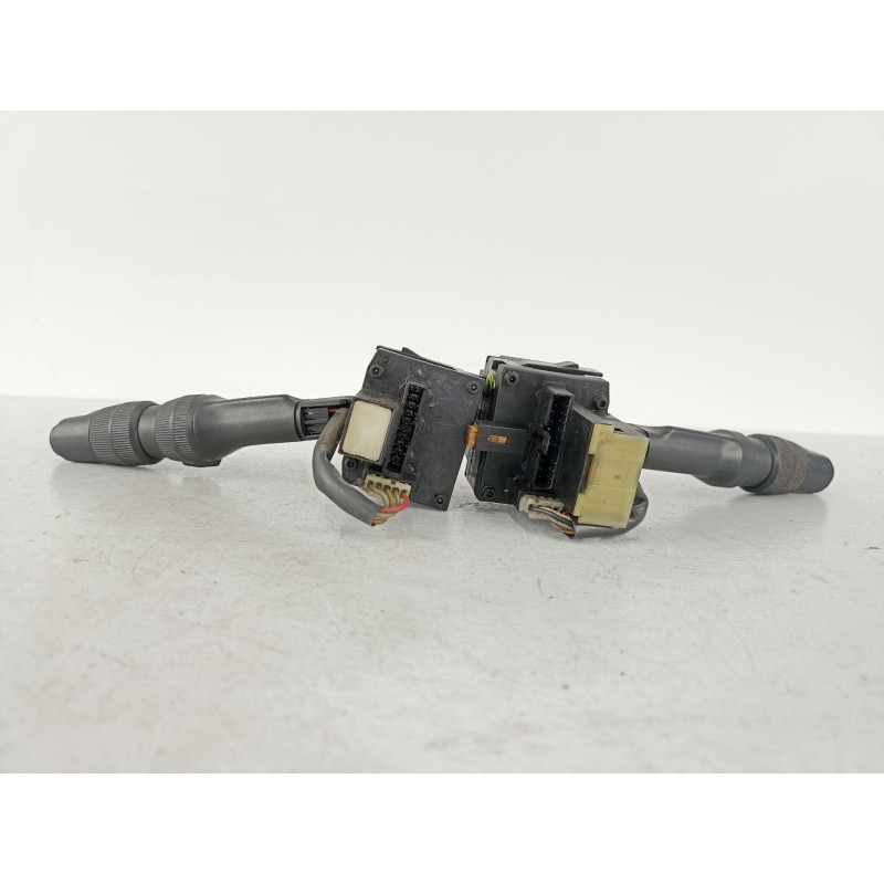 Recambio de mando luces y limpias para fiat tipo 1.4 g referencia OEM IAM 2577122 1274790 