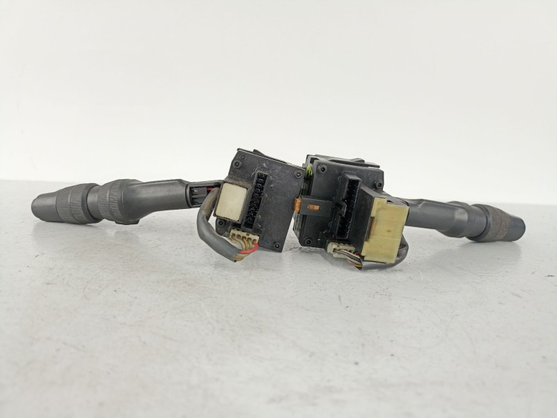 Recambio de mando luces y limpias para fiat tipo 1.4 g referencia OEM IAM 2577122 1274790 