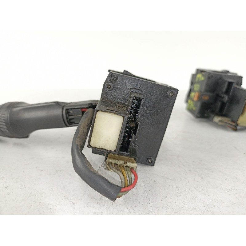 Recambio de mando luces y limpias para fiat tipo 1.4 g referencia OEM IAM 2577122 1274790 