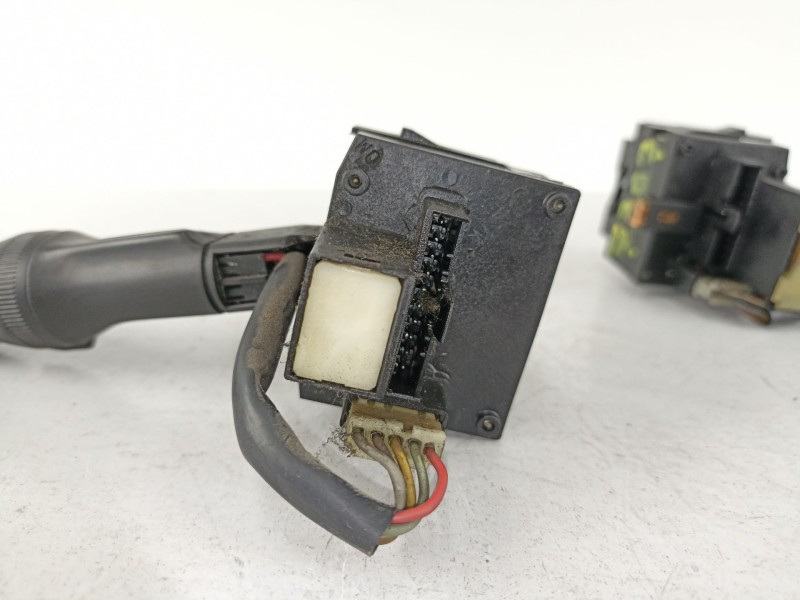 Recambio de mando luces y limpias para fiat tipo 1.4 g referencia OEM IAM 2577122 1274790 