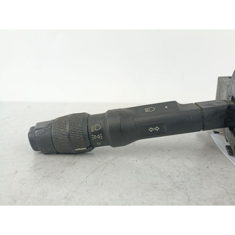 Recambio de mando luces y limpias para fiat tipo 1.4 g referencia OEM IAM 2577122 1274790 