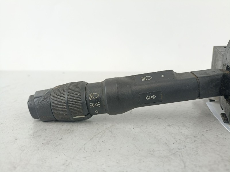 Recambio de mando luces y limpias para fiat tipo 1.4 g referencia OEM IAM 2577122 1274790 