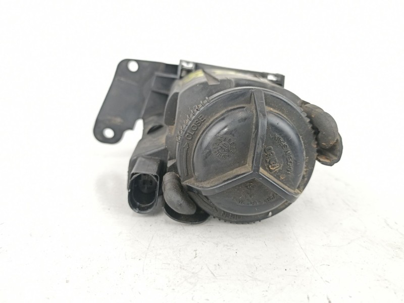 Recambio de antiniebla derecho para audi a6 2.5 4b 2.5 referencia OEM IAM 4B0941700 4B0941700 