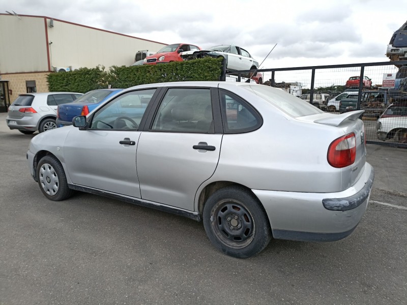 seat cordoba berlina (6k2) del año 1999