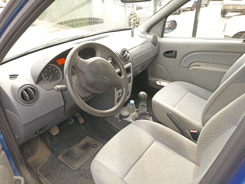 dacia logan del año 2005