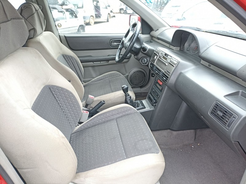 nissan x-trail del año 2003