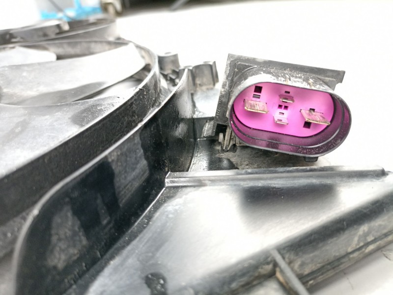 Recambio de electroventilador para seat altea 1.9 tdi referencia OEM IAM 1K0121207T  