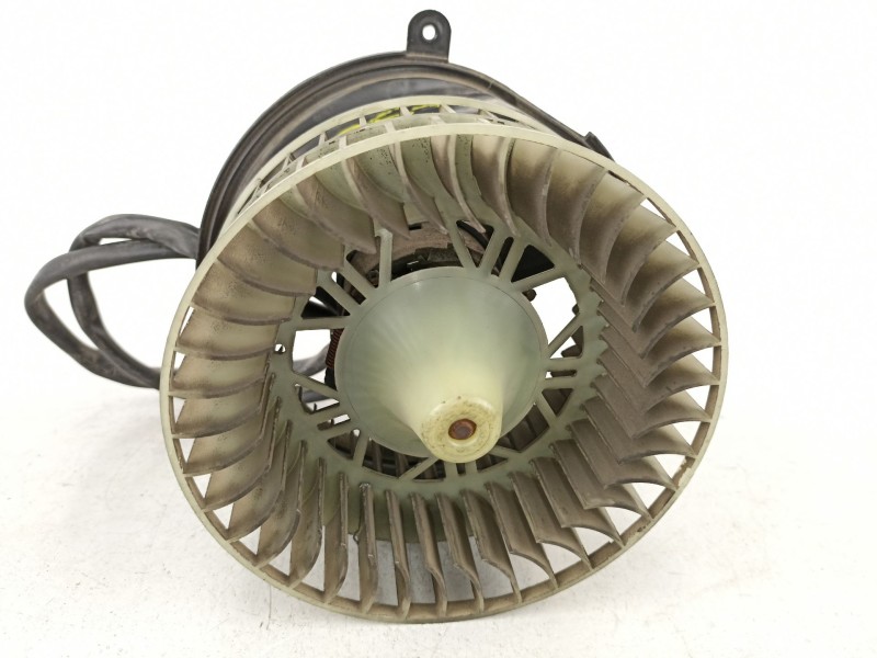 Recambio de motor calefaccion para audi a6 2.5 tdi referencia OEM IAM 4B2820021C  