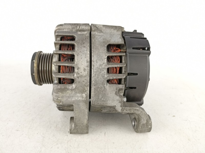 Recambio de alternador para bmw 320 f31 xdrive ranchera referencia OEM IAM 857860801  