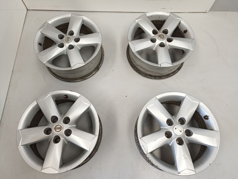 Recambio de llantas aluminio para nissan qashqai 1.5 dci referencia OEM IAM 65JX16ET40  