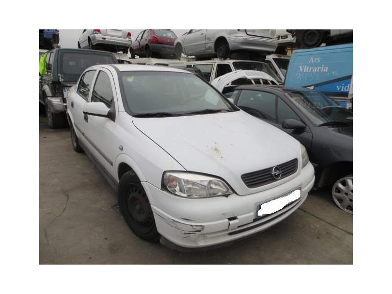 opel astra del año 2000