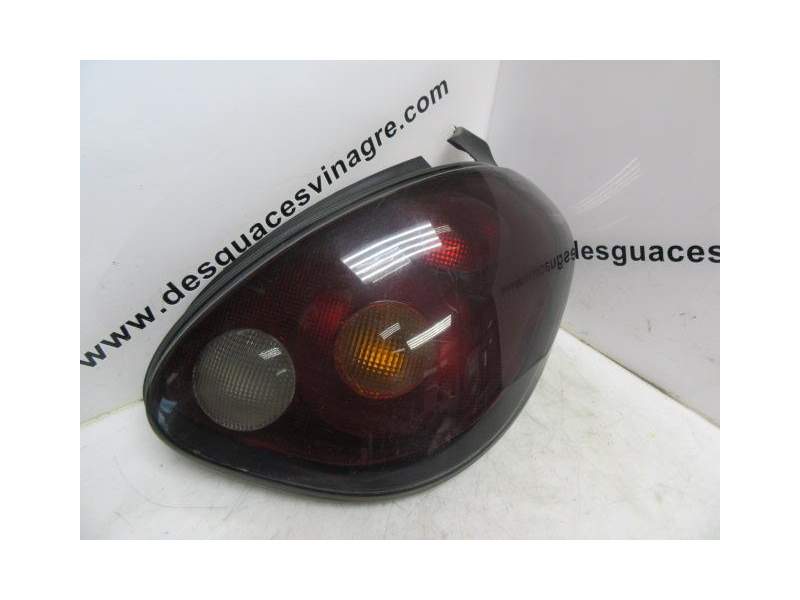 Recambio de piloto trasero derecho para fiat bravo i (182_) 1.6 referencia OEM IAM 3P  
