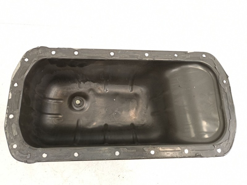 Recambio de carter aceite para citroen c 4 1.6 dci referencia OEM IAM 1342630  
