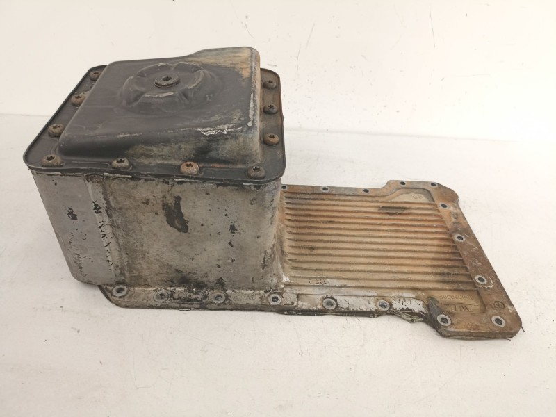 Recambio de carter aceite para jeep grand cherokee 2.5 d referencia OEM IAM 90862050F  