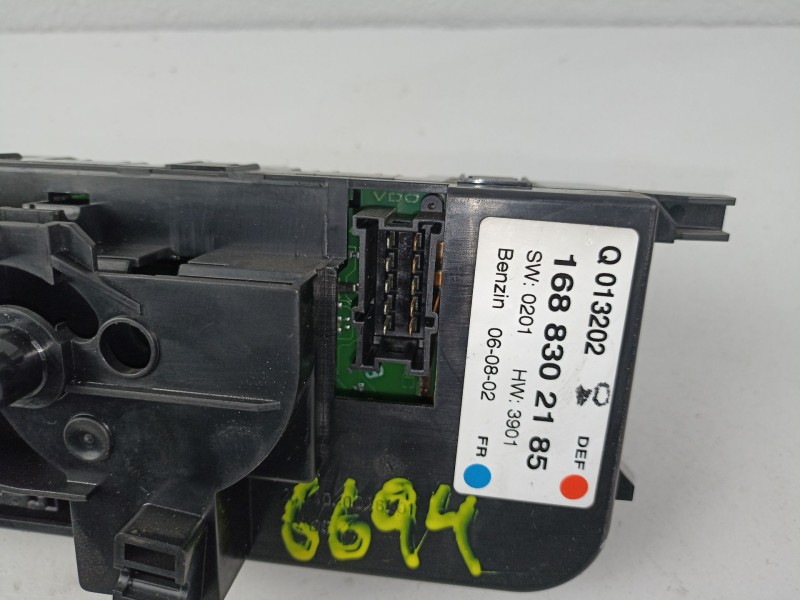 Recambio de mandos calefaccion para citroen c 4 1.4 g referencia OEM IAM 1688302185  