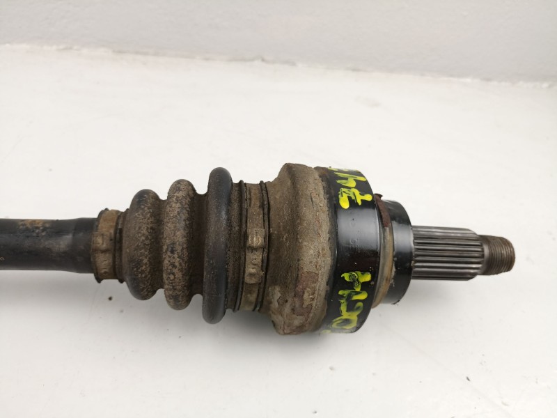 Recambio de transmision trasera derecha para bmw 320 f31 xdrive ranchera referencia OEM IAM 7597682A104  