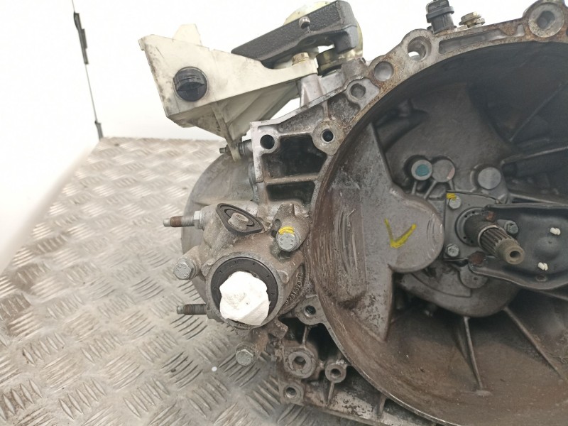 Recambio de cambio 5v ( turbo diesel ) para peugeot 307 2.0 hdi referencia OEM IAM 20DM39  