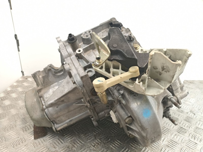 Recambio de cambio 5v ( turbo diesel ) para peugeot 307 2.0 hdi referencia OEM IAM 20DM39  