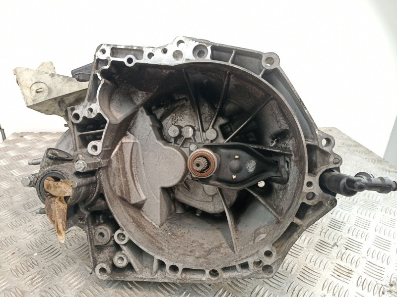 Recambio de cambio 5v ( turbo diesel ) para citroen c 4 1.6 hdi referencia OEM IAM 20DM75  