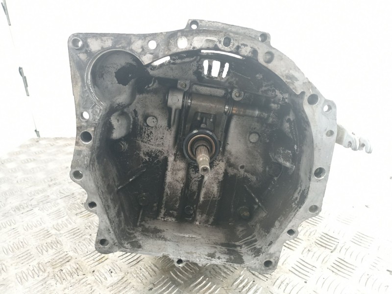 Recambio de cambio 5v ( gasolina ) para renault 12 1.4 g referencia OEM IAM NG0050 9002350 