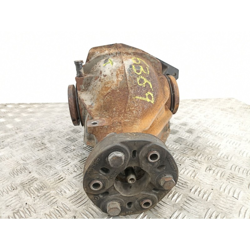 Recambio de grupo trasero para m. benz 270 2.7 td automatico referencia OEM IAM A2203510105  