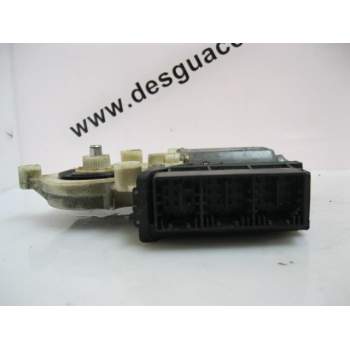 ELEVALUNAS DELANTERO IZQUIERDO SOLO MOTOR 2P 