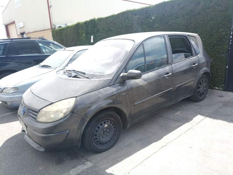 RENAULT SCÉNIC II (JM0/1_)