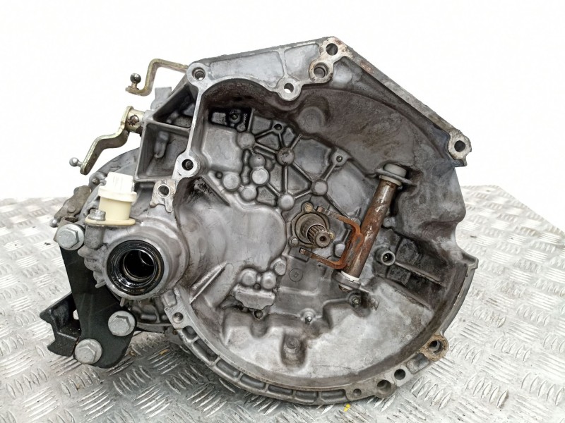 Recambio de cambio 5v ( gasolina ) para citroen xsara 1.6 g referencia OEM IAM 20CN28 0613822 