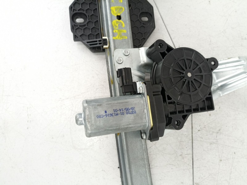 Recambio de elevalunas trasero derecho para dacia logan ii laureate referencia OEM IAM 827206057R  