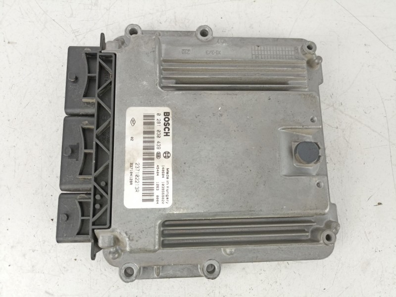 Recambio de centralita para dacia logan ii laureate referencia OEM IAM 237102213R 23710412BR 