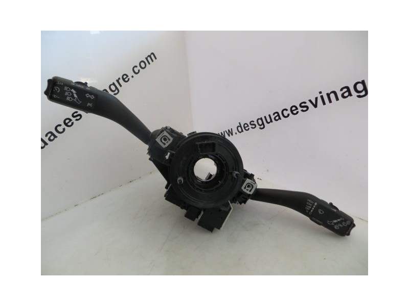 Recambio de mando luces y limpias para volkswagen caddy 1.9 td -bls automatica referencia OEM IAM LOS DOS  