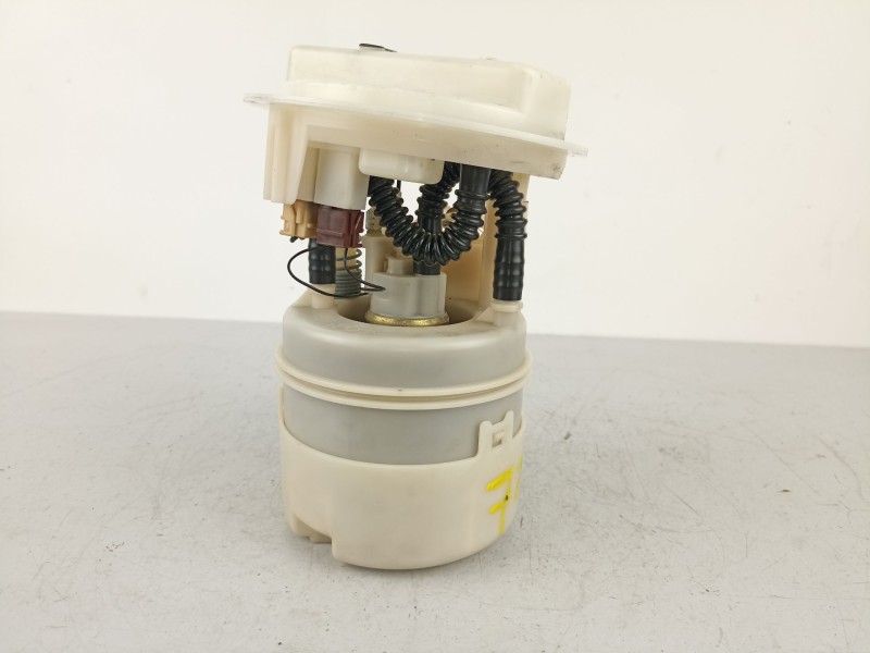 Recambio de bomba gasolina / aforadores para dacia logan ii laureate referencia OEM IAM 8200057324  